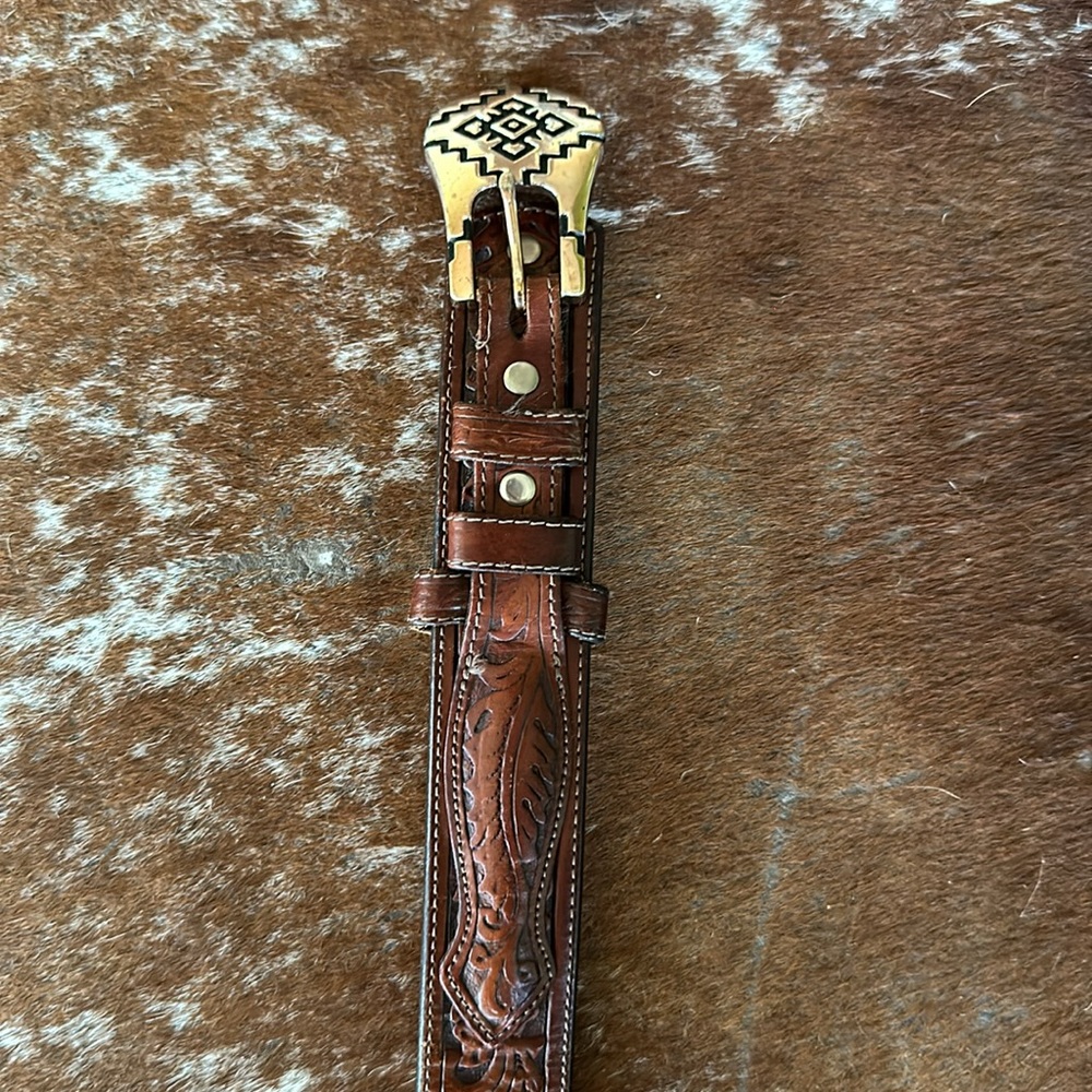 Beautiful Tooled Leather Belt View 2